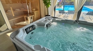 [PROLJETNI ODMOR NA PLITVICAMA] 2 dana uz 1 noćenje s doručkom za 2 osobe u Hotelu 16 Lakes 4* te opuštanje u 2 sata PRIVATNOG WELLNESS paketa (saune i jacuzzi), vanjski bazen i fitness!