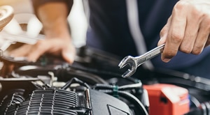 Pripremite vozilo uz G.P. - SERVISI ZA VOZILA! Osigurajte KOMPLETAN mali ili veliki SERVIS osobnih automobila i kombija uz zamjenu ulja, filtera, remena i pumpe vode!