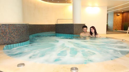 Palace Hotel Hevíz - Wellness ljetni odmor u Hévízu , Hévíz, Mađarska - 515 EUR - 3x noćenje u dvokrevetnoj Standard sobi za 2 osobe, Polupansion