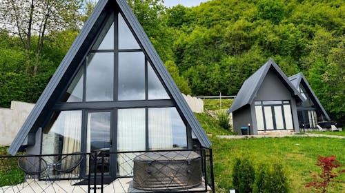 Klek 77 Luxury Chalets - Vikend odmor u drvenim kućicama na Jahorini, Sarajevo, Bosna i Hercegovina - 179 EUR - 2x noćenje u drvenoj kućici za 2 osobe (2 djece do 10 godina besplatno, uz prethodnu najavu), Korištenje jacuzzija