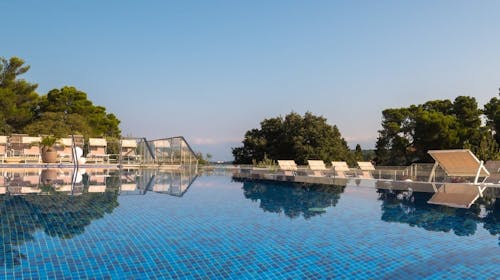 Hotel Malin - Ljeto u vrhunskom hotelu na Krku - Superior soba, Malinska, otok Krk, Hrvatska - 1.555 EUR - 5x noćenje u Superior dvokrevetnoj sobi s balkonom za 2 osobe, Polupansion