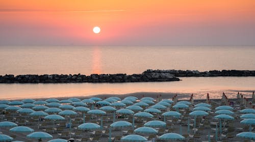 Hotel Capitol - Kraj ljeta na obali Riminija, San Mauro A Mare, Italija - 870 EUR - 5x noćenje u dvokrevetnoj sobi s balkonom za 2 osobe, Polupansion u hotelskom restoranu