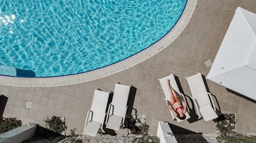 Hotel International - Kratak ljetni odmor na Rabu, Rab, Hrvatska - 432 EUR - 3x noćenje u dvokrevetnoj sobi s pogledom na grad ili more (ovisno o raspoloživosti) za 2 osobe (1 dijete do 6 godina besplatno), Polupansion