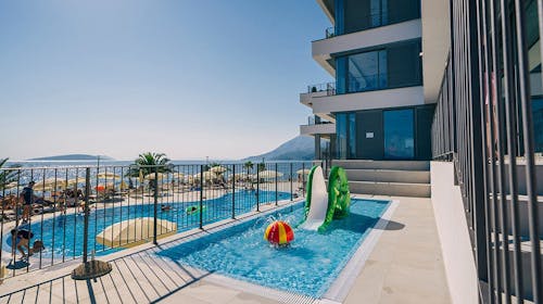 Morenia All Inclusive Resort - All inclusive ljeto s animacijom, Podaca, Makarska rivijera, Dalmacija, Hrvatska - 1.890 EUR - 5x noćenje u Junior suite s balkonom (strana more) za 2 osobe (2 djece do 17,99 godina besplatno), All inclusive