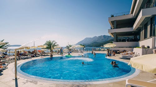 Morenia All Inclusive Resort - All inclusive ljeto s animacijom, Podaca, Makarska rivijera, Dalmacija, Hrvatska - 2.420 EUR - 5x noćenje u Junior suite s balkonom (strana more) za 2 osobe (2 djece do 17,99 godina besplatno), All inclusive