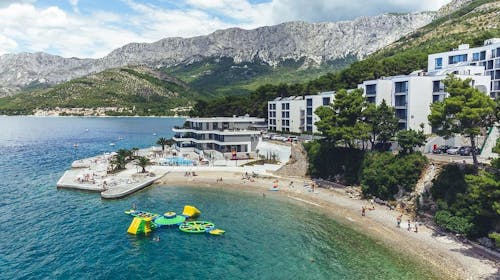 Morenia All Inclusive Resort - All inclusive ljeto s animacijom, Podaca, Makarska rivijera, Dalmacija, Hrvatska - 2.842 EUR - 7x noćenje u Junior suite s balkonom (strana more) za 2 osobe (2 djece do 17,99 godina besplatno), All inclusive