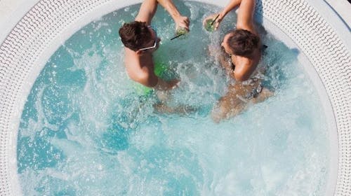 Family Hotel Pagus - All inclusive ljeto na Pagu - Family soba - Posebna akcijska ponuda, Pag, Dalmacija, Hrvatska - 1.615 EUR - 5x noćenje u Family room (pogled more) za 2 osobe (2 djece do 12 godina i 1 dijete do 2,99 godina), All inclusive