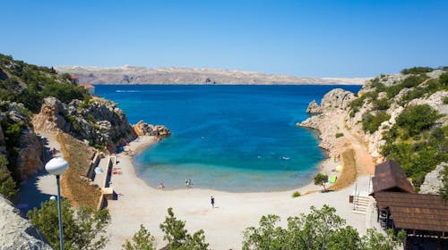 Hotel Zagreb Karlobag - Ultra last minute ljeto s polupansionom, Karlobag, Hrvatska - 770 EUR - 7x noćenje u dvokrevetnoj sobi za 2 osobe (1. dijete do 11,99 godina besplatno i 2. dijete do 0,99 godina besplatno), Polupansion