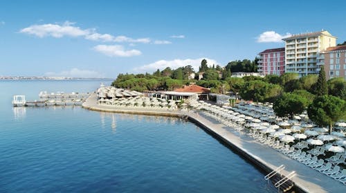 Hoteli LifeClass - Hotel Slovenija - Ultra last minute vrelo ljeto tik uz more, Portorož, Slovenija - 398 EUR - 2x noćenje u dvokrevetnoj sobi za 2 osobe, Doručak