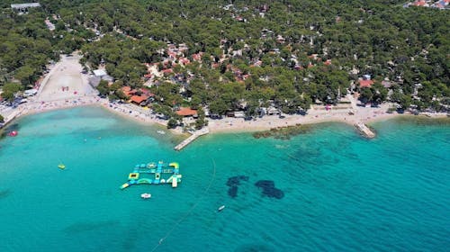 Ilirija Resort - Hotel Ilirija - VIP premium zabavno ljeto s punim pansionom u Biogradu, Biograd na Moru, Dalmacija, Hrvatska - 1.359 EUR - 5x noćenje u dvokrevetnoj Premium Club sobi za 2 osobe (1 dijete do 12 godina i 1 dijete do 7 godina besplatno), Puni pansion