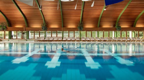 NaturMed Hotel Carbona - Wellness odmor, Heviz, Mađarska - 368 EUR - 2x noćenje u Standard dvokrevetnoj plus sobi za 2 osobe, Polupansion (doručak i večera)