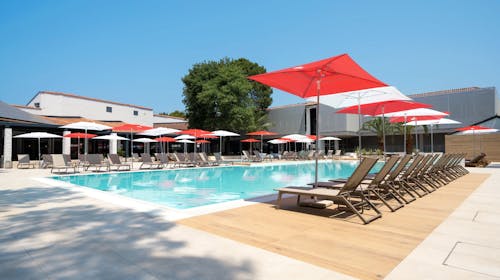 Hotel Pelegrin Plava Laguna - Ljeto u obnovljenom hotelu u Istri - Posebna akcija, Umag, Istra, Hrvatska - 1.450,11 EUR - 5x noćenje u Classic sobi s balkonom (park strana) za 2 osobe (1. dijete do 11,99 godina i 2. dijete do 4,99 godina besplatno), Polupansion