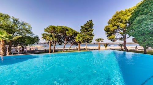 Ilirija Resort - Hotel Adriatic - Last minute zabavno ljeto s punim pansionom, Biograd na Moru, Dalmacija, Hrvatska - 1.734 EUR - 7x noćenje u dvokrevetnoj Comfort sobi za 2 osobe (1 dijete do 12 godina i 1 dijete do 7 godina besplatno), Puni pansion