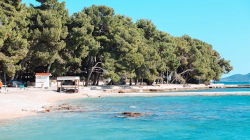 Ilirija Resort - Hotel Ilirija - Odmor u kolovozu s punim pansionom u Biogradu, Biograd na Moru, Dalmacija, Hrvatska - 1.129 EUR - 5x noćenje u dvokrevetnoj Superior sobi za 2 osobe (1 dijete do 12 godina i 1 dijete do 7 godina besplatno), Puni pansion