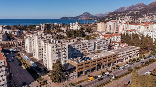 Hotel Agape - Kraj ljeta u Crnoj Gori - Posebna cijena, Bar, Crna Gora - 344 EUR - 4x noćenje u dvokrevetnoj sobi za 2 osobe (1 dijete do 6,99 godina besplatno), Polupansion (buffet doručak i večera)