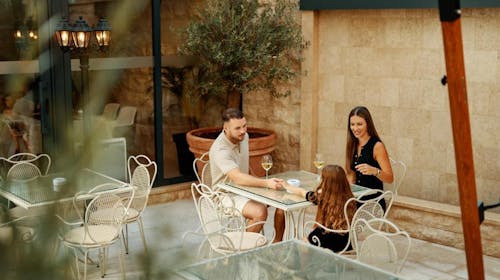 Hotel Diplomat by Aycon - Obiteljska jesen uz more, Budva, Crna Gora - 349 EUR - 3x noćenje u dvokrevetnoj Standard sobi za 2 osobe (1 dijete do 11,99 godina besplatno), Doručak