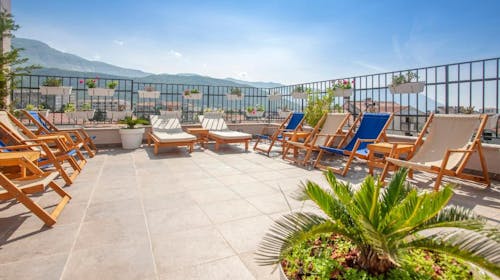 Hotel Twelve by Aycon - Obiteljski kraj ljeta, Budva, Crna Gora - 627 EUR - 5x noćenje u dvokrevetnoj Standard sobi (s dodatnim ležajem) za 2 osobe (1 dijete do 11,99 godina besplatno), Doručak