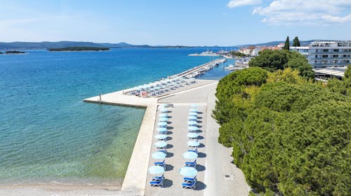 Ilirija Resort - Hotel Ilirija - Odmor u kolovozu s punim pansionom u Biogradu - Posebna akcija, Biograd na Moru, Dalmacija, Hrvatska - 1.559 EUR - 7x noćenje u dvokrevetnoj Superior sobi za 2 osobe (1 dijete do 12 godina i 1 dijete do 7 godina besplatno), Puni pansion