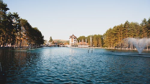 Anika Lake View Zlatibor - Odmor u centru Zlatibora, Zlatibor, Srbija - 96 EUR - 2x noćenje u apartmanu s jednom spavaćom sobom za 4 osobe, Korištenje inventara
