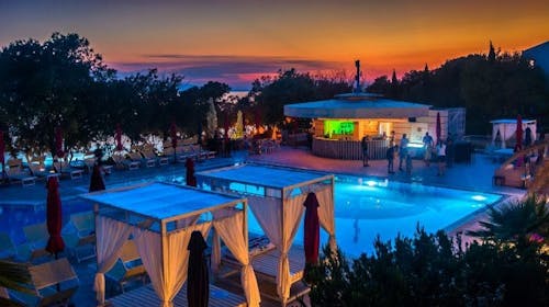 La Luna Island Hotel - Obiteljski ljetni all inclusive odmor na Pagu - Posebna akcija, Lun, otok Pag, Hrvatska - 812 EUR - 3x noćenje u dvokrevetnoj Standard sobi s pomoćnim ležajem za 2 osobe (1 dijete do 11,99 godina i 2. dijete do 2,99 godina besplatno), All inclusive