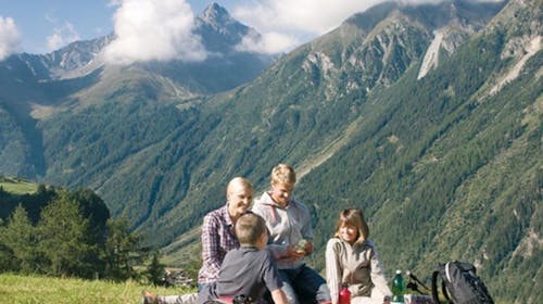 First mountain hotel Ötztal - Odmor udvoje, Längenfeld, Austrija - 1.039 EUR - 5x noćenje u dvokrevetnoj sobi s balkonom za 2 osobe, All inclusive
