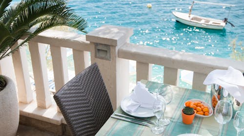 Hotel Nova - Rujanski odmor u Neumu, Neum, Bosna i Hercegovina - 263 EUR - 2x noćenje u Superior sobi s pogledom na park za 2 osobe, Polupansion