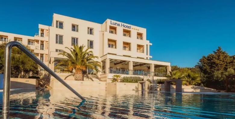 POSEBNA PONUDA! Ljetni odmor u Hotelu La Luna 4*, Pag - 3 ili 5 noćenja s ALL INCLUSIVE uslugom za 2 osobe i do 2 djece